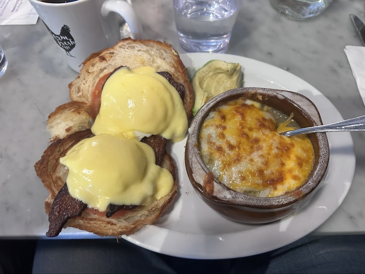 Creekside Café & Grill-4