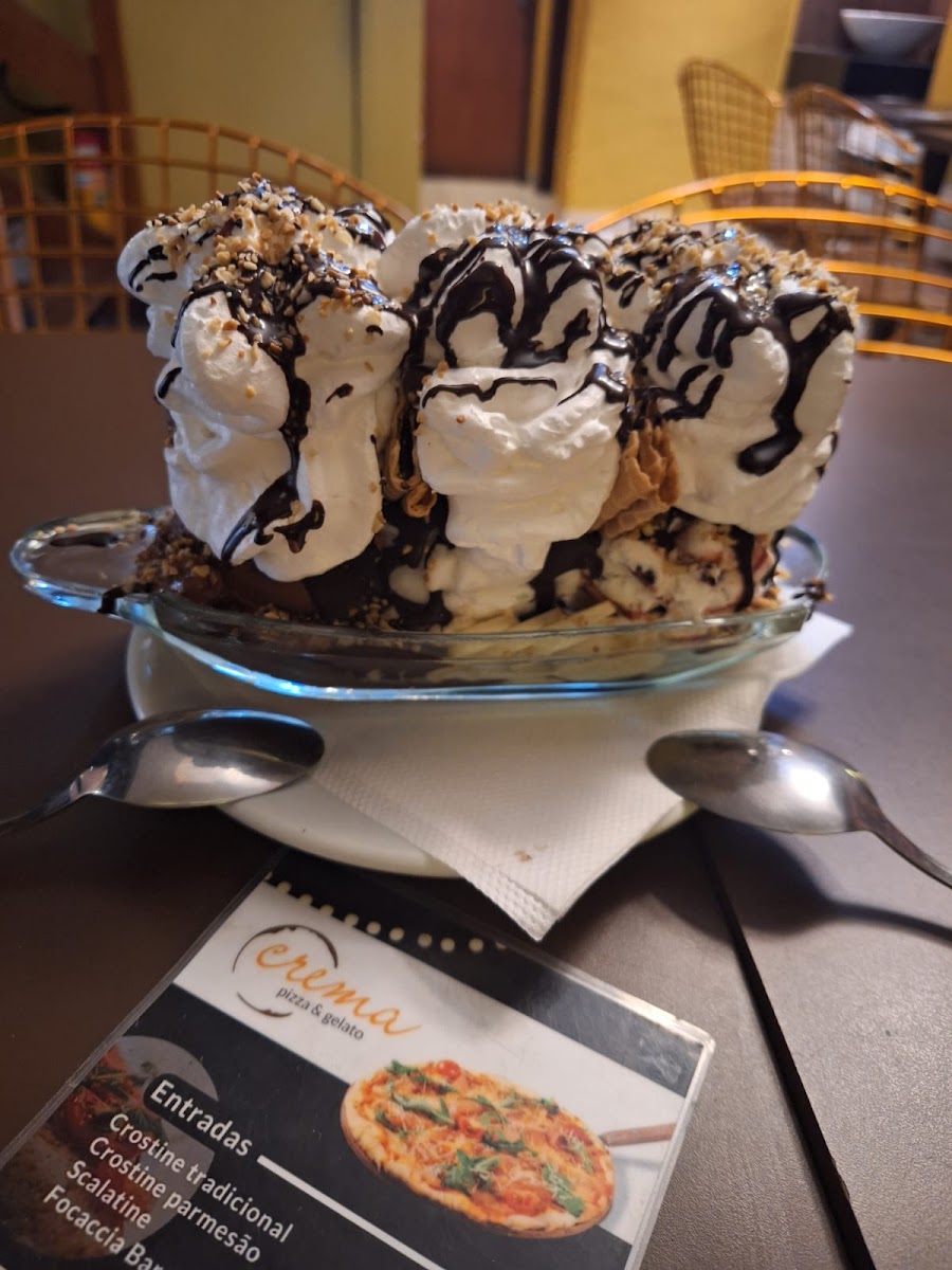 Crema Gelato & Café-2