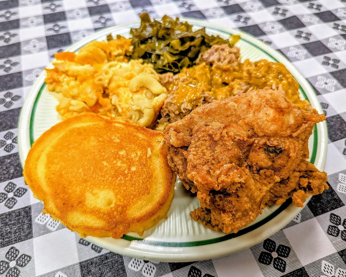 Crossroads Country Buffet & Seafood Restaurant-10