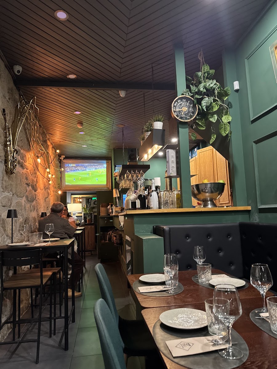 Cru Restaurante