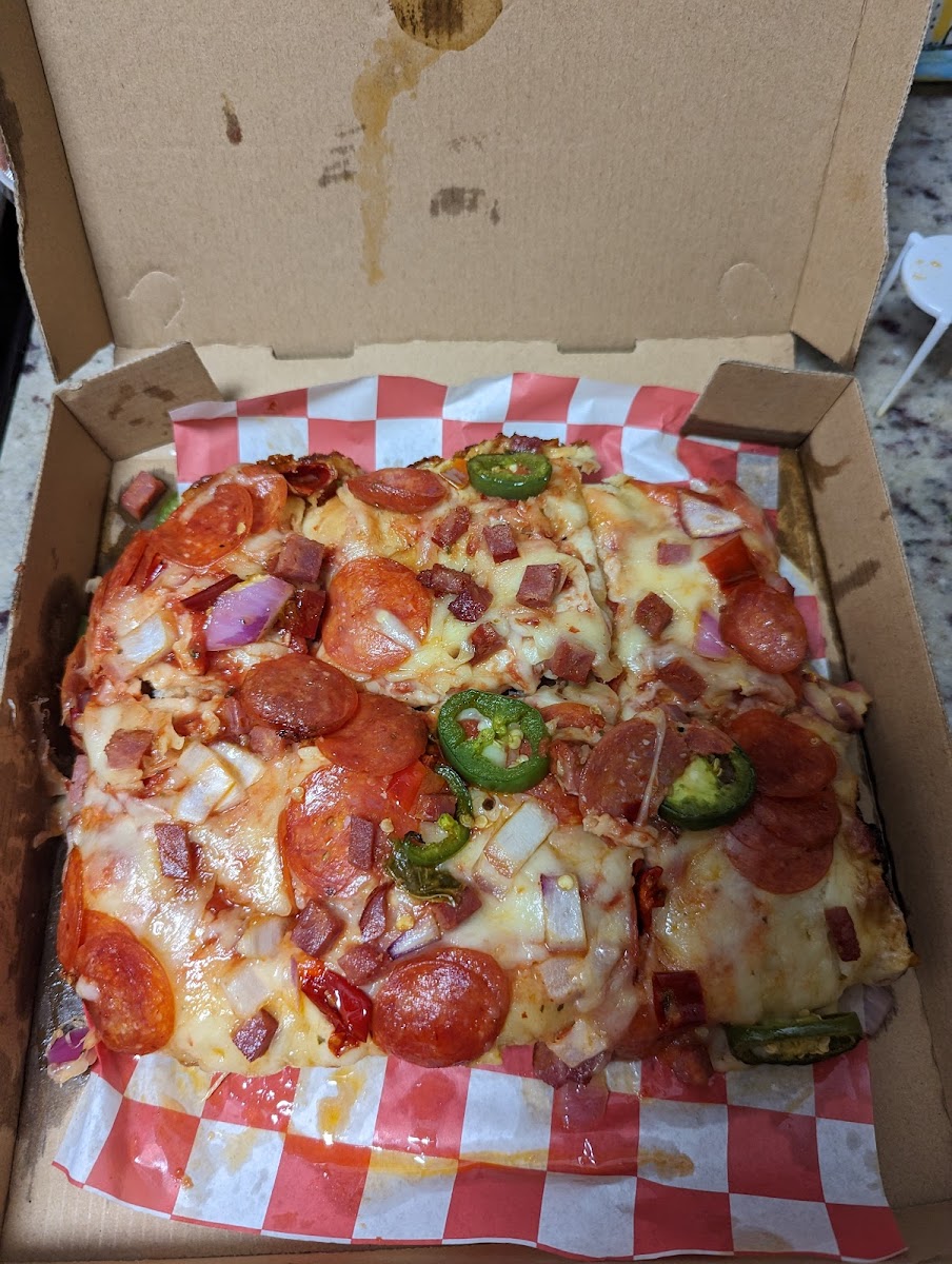 Crusher's Pizza & Wings-10