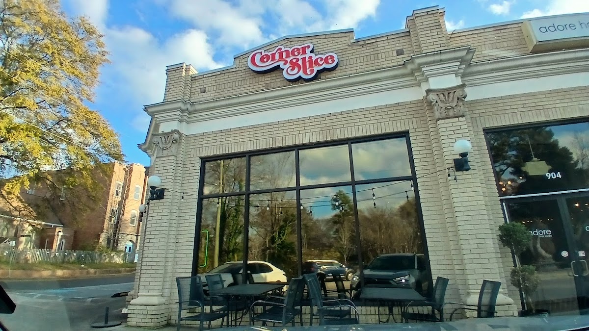 Crusher's Pizza & Wings-3