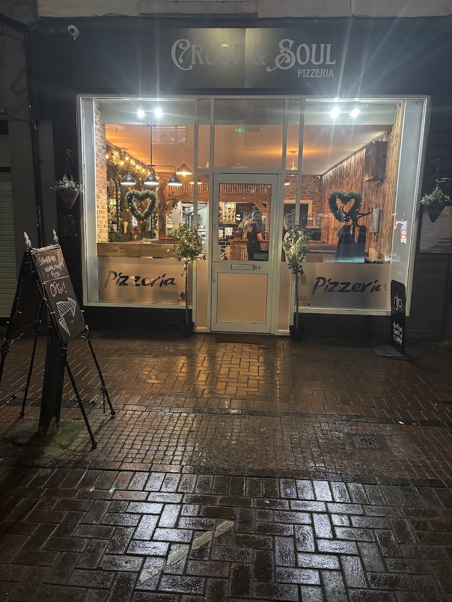 Crust & Soul Pizzeria-4