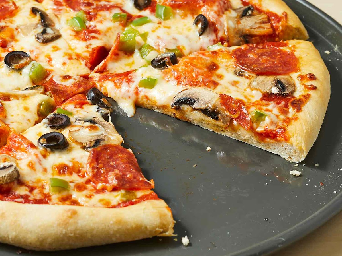 Crusty Corner Pizza-7