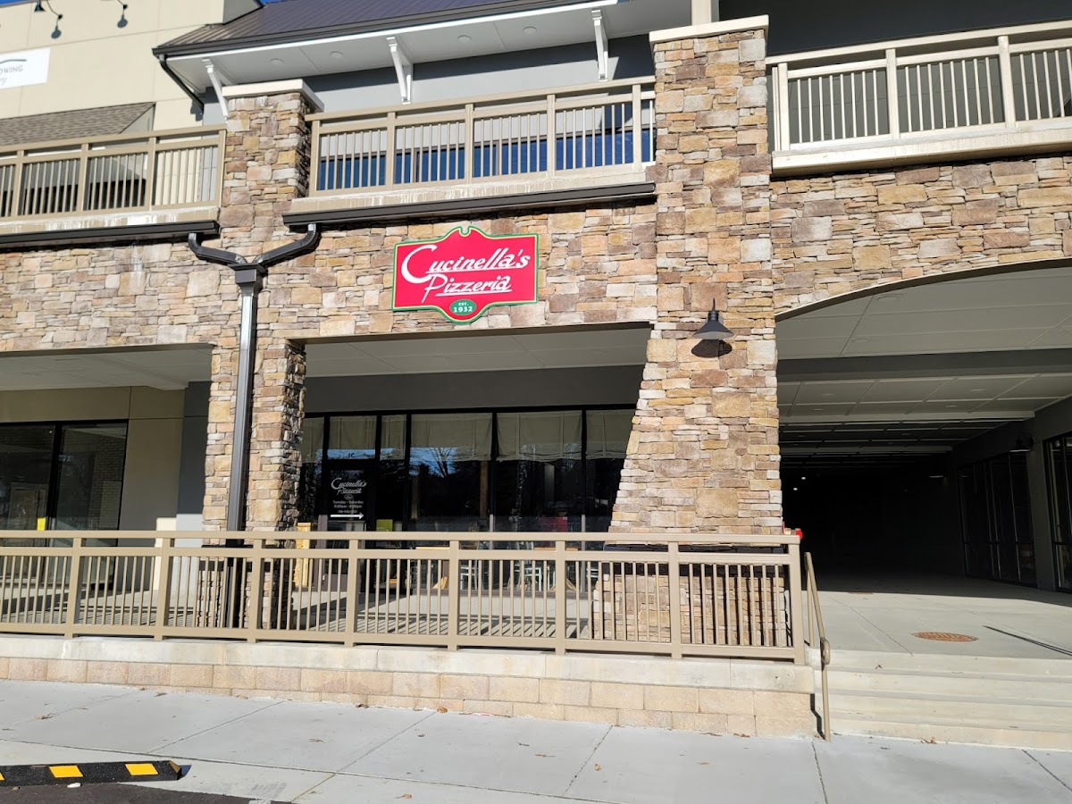 Cucinella's Pizzeria