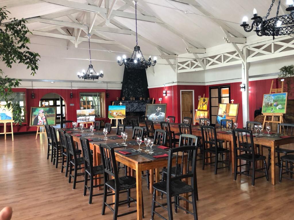 Cumbres Araucania ( Restaurant & Centro De Eventos )