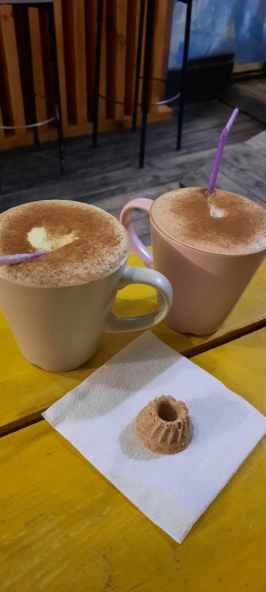 Cup Of Peace Art-Salon-9