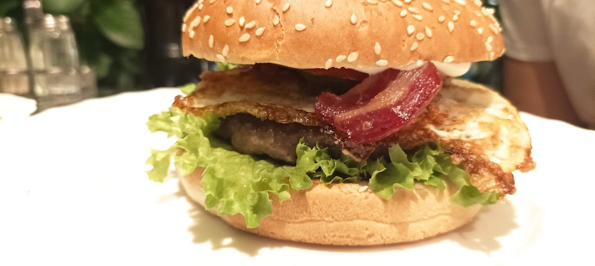 Curry And Burger-6