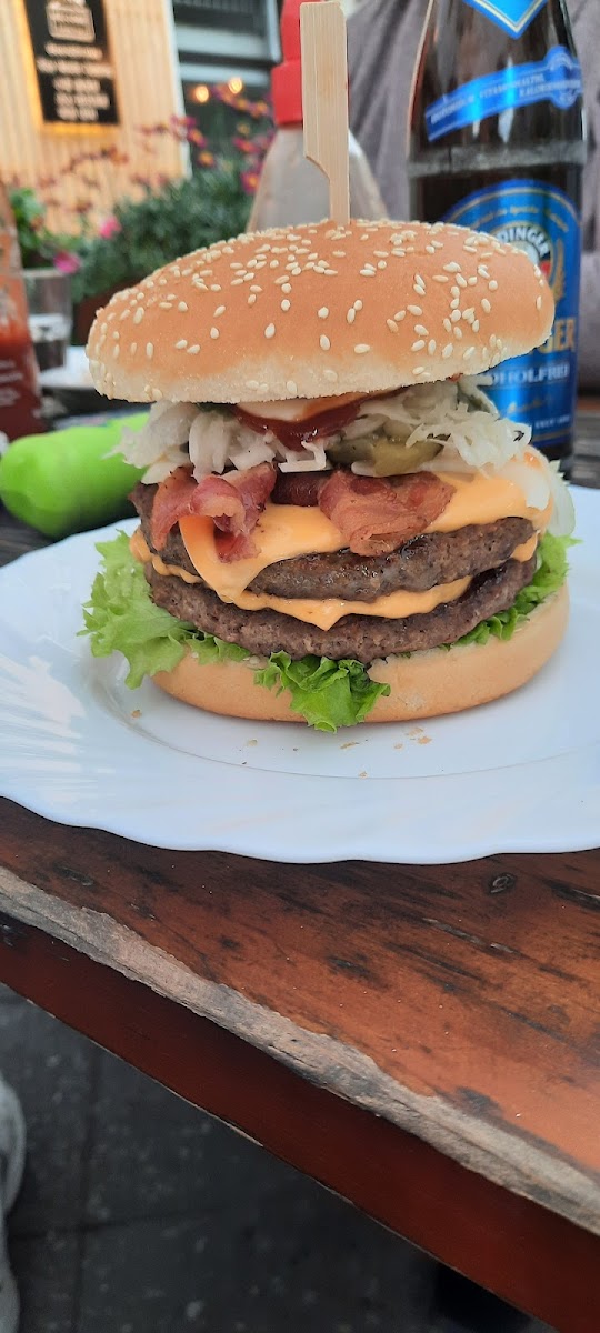 Curry And Burger-7