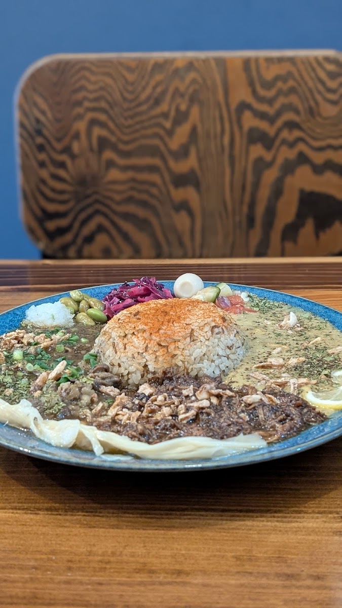 Curry & Bar 240-5