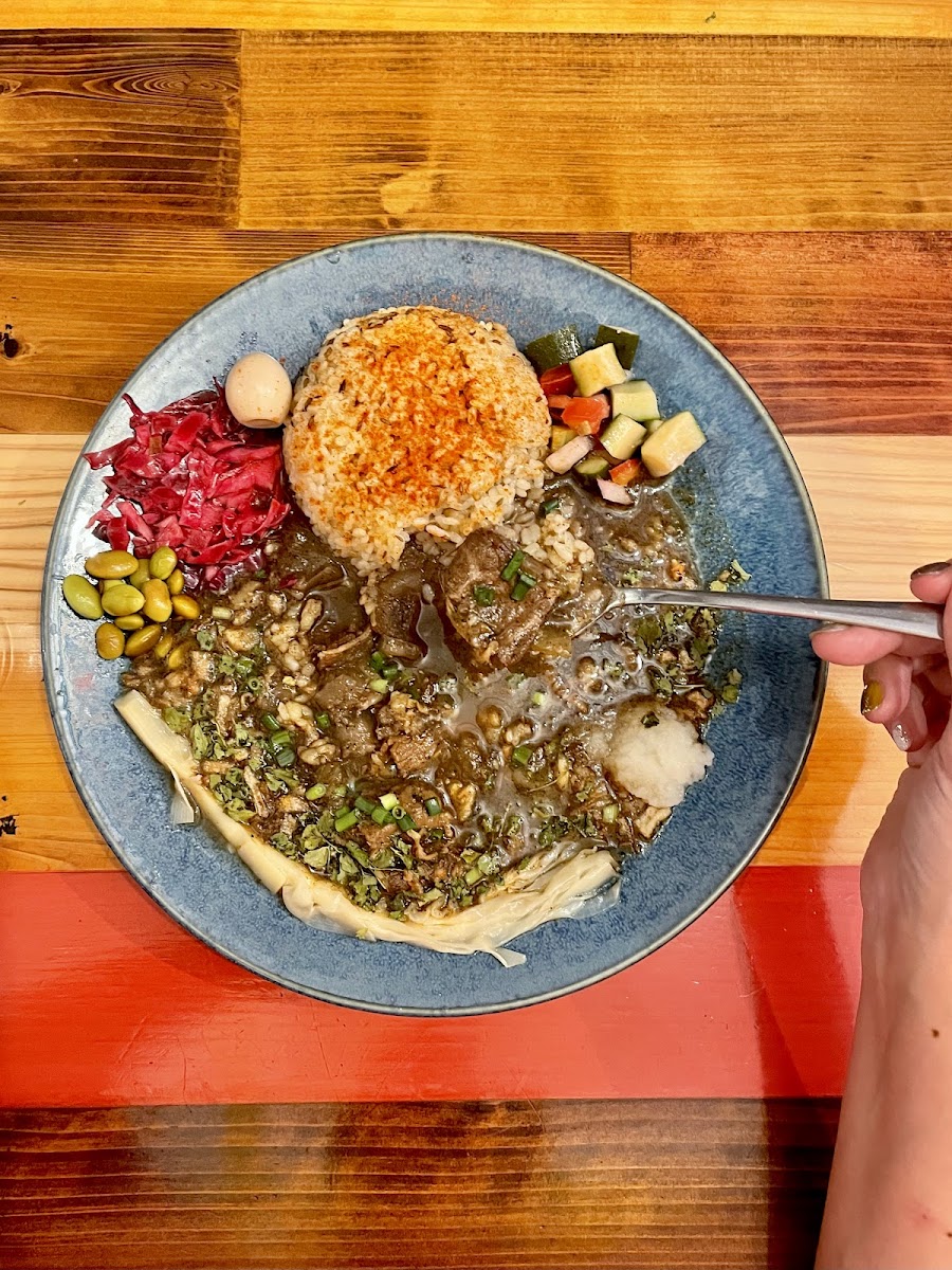 Curry & Bar 240-8