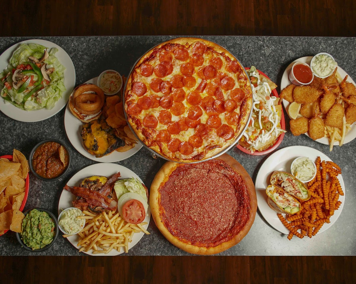 Cuzin's Tavern, Gaming And Pizza Midlothian-10