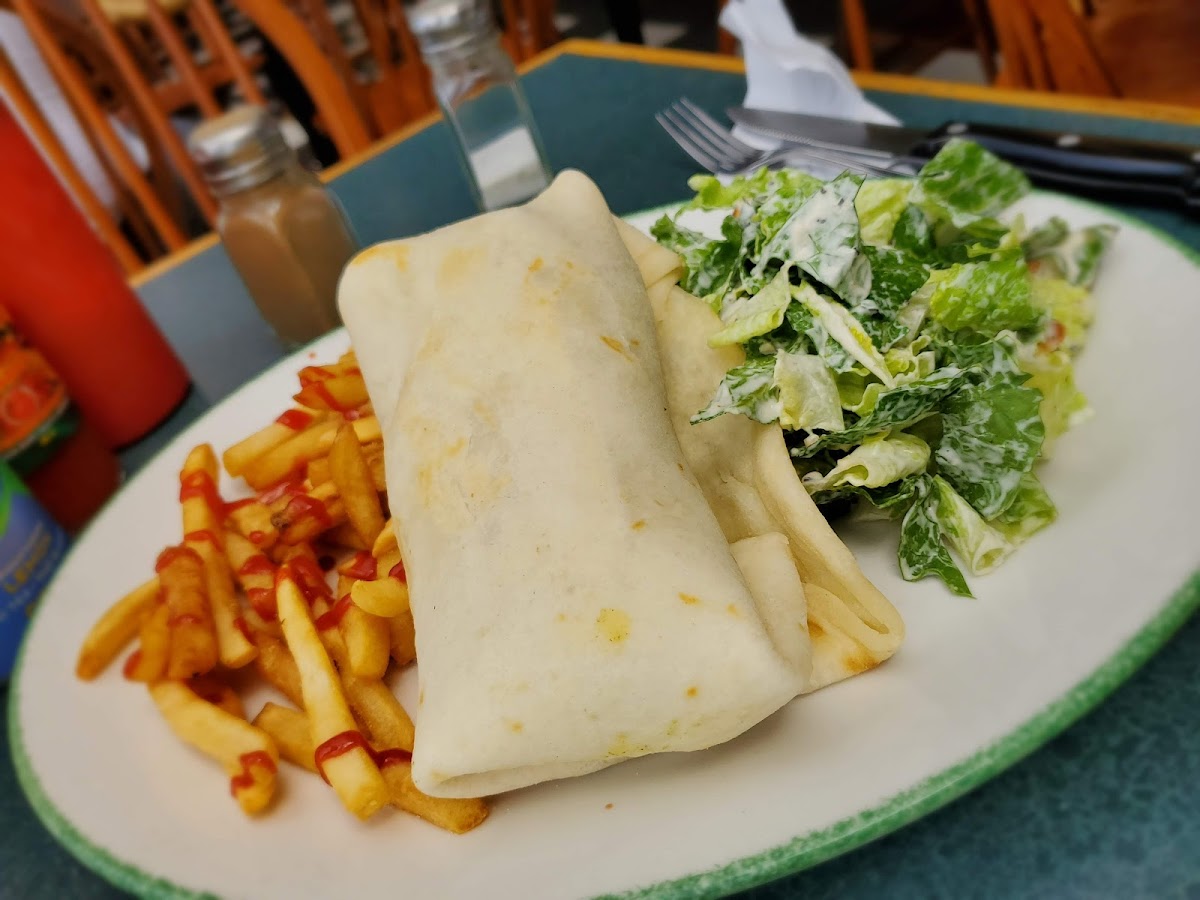 Daily Fresh Grill & Café-8