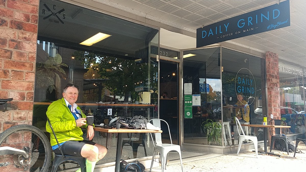 Daily Grind Coffee On Main-5