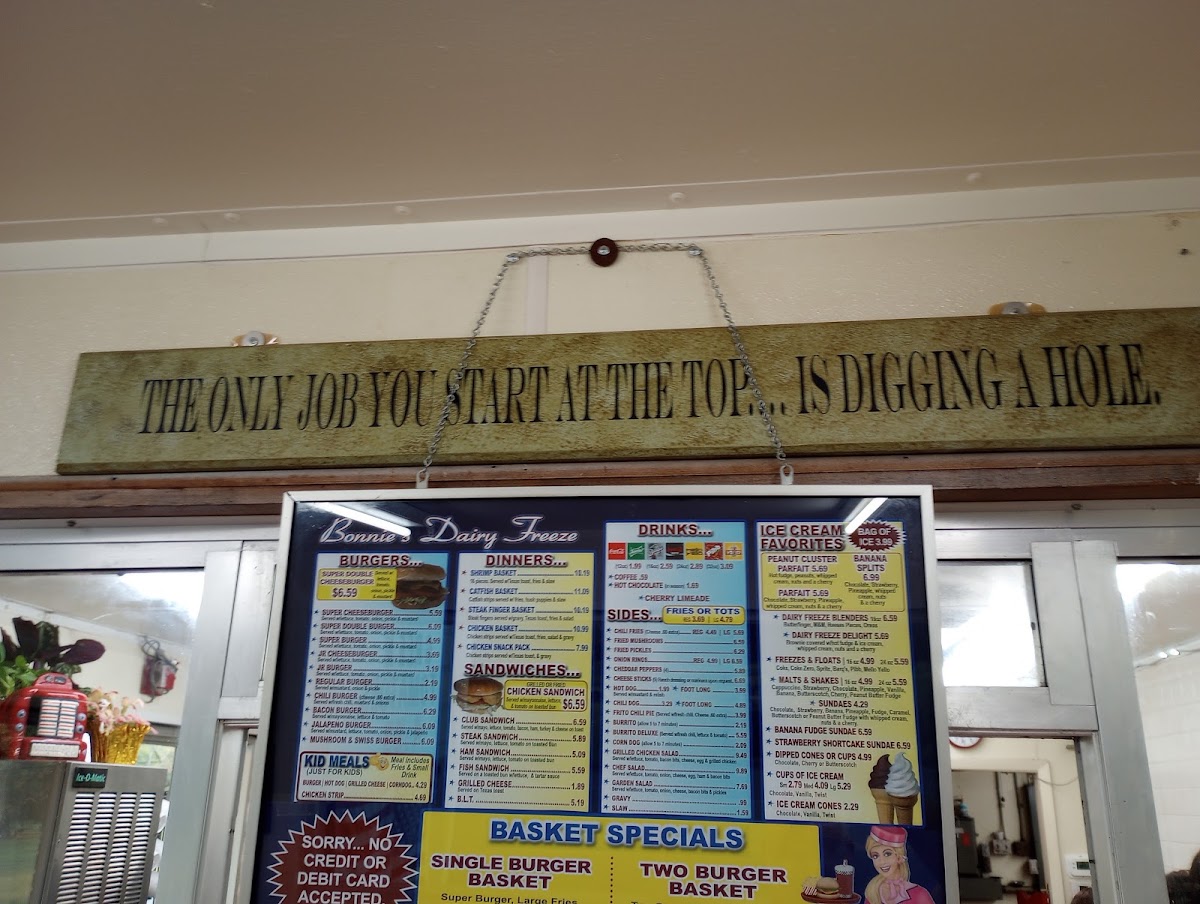 Menu Dairy Freeze-4