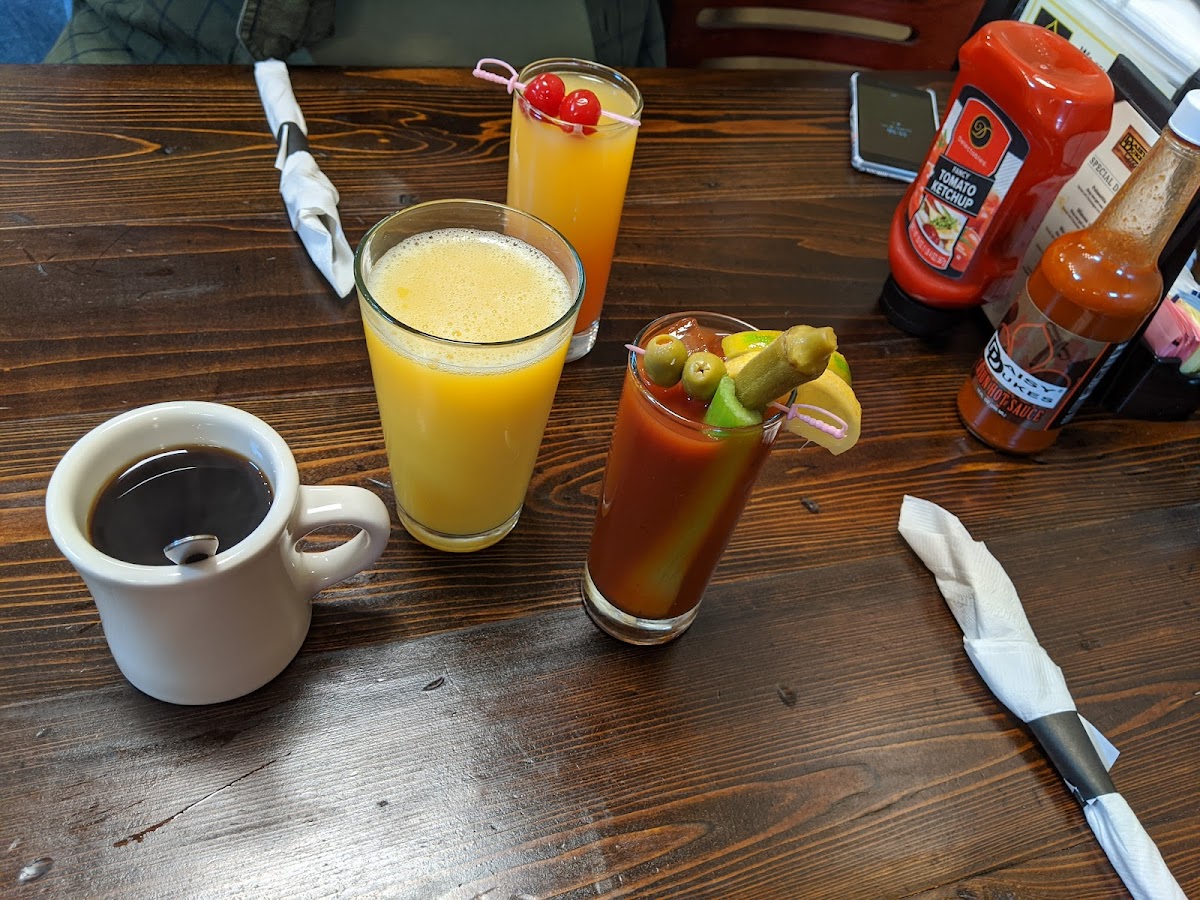 Daisy Dukes Cafe-9