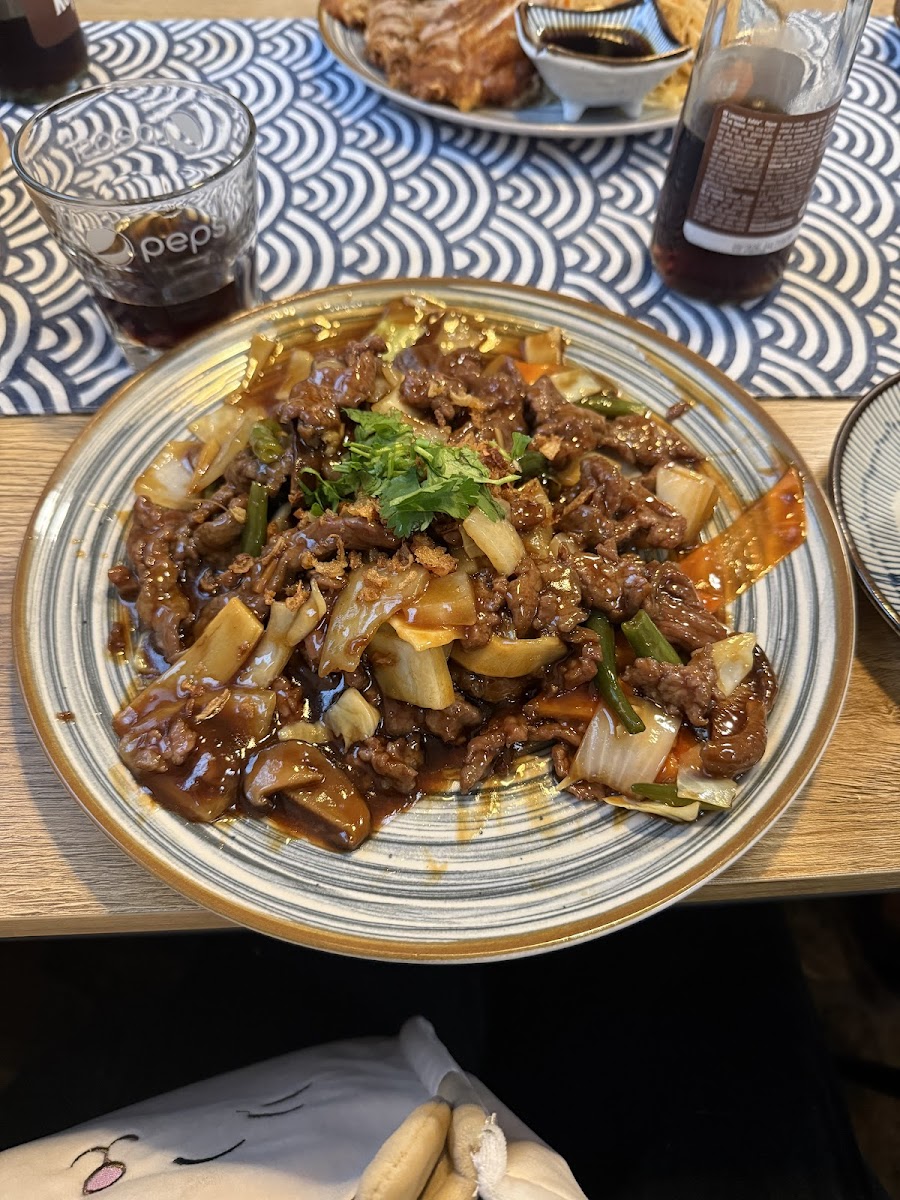 Dajun Ázijská Reštaurácia & Sushi Bar-4