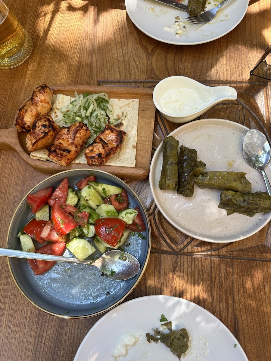 Dalan Art Gallery And Restaurant Abovyan 12-10