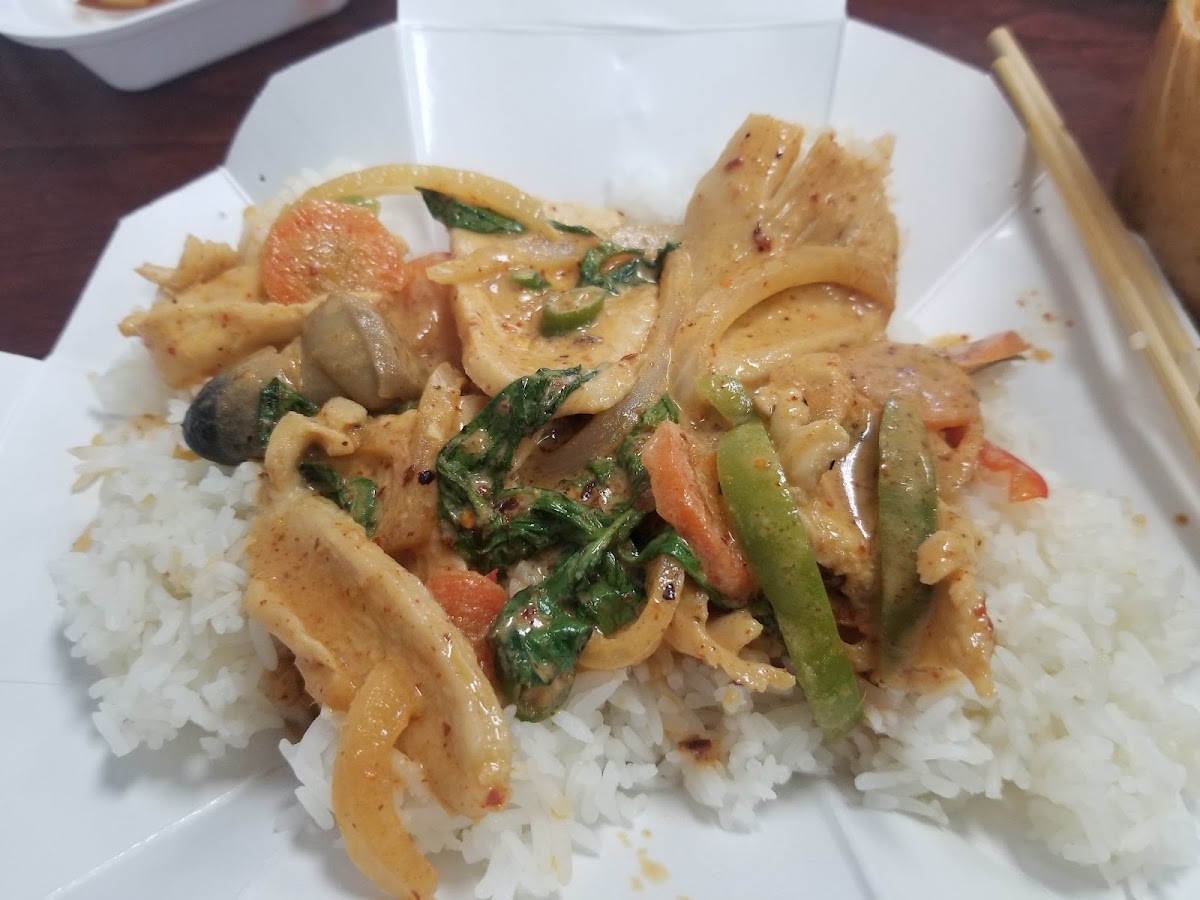 Dali’S Lao Thai Café-10