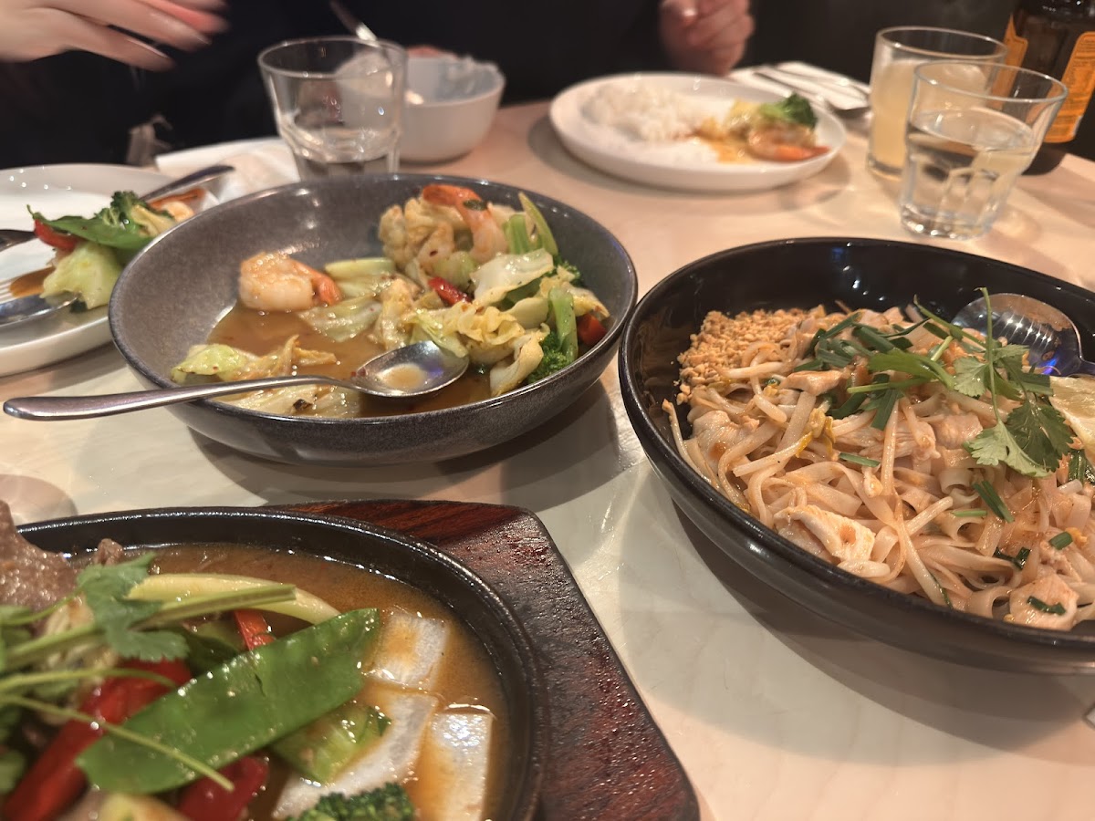 Danny's Thai Bistro-2