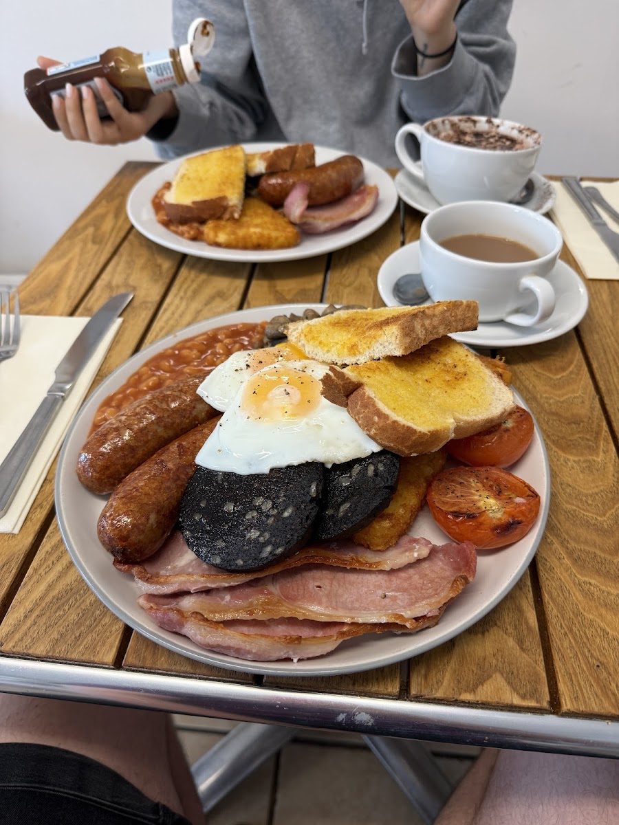 Dan's Cafe-3