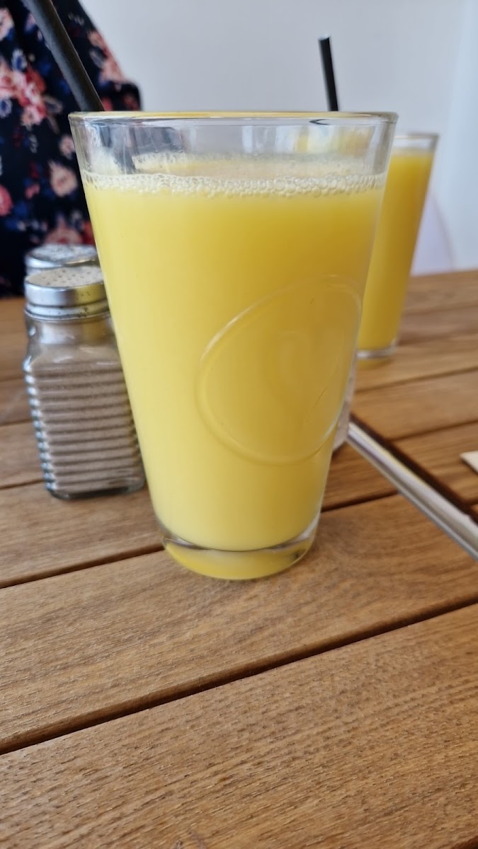 Dan's Cafe-6
