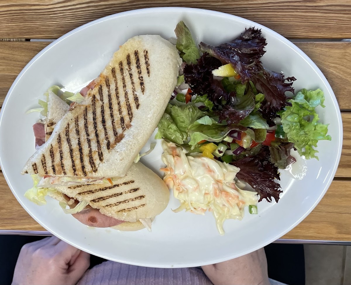 Dan's Cafe-9