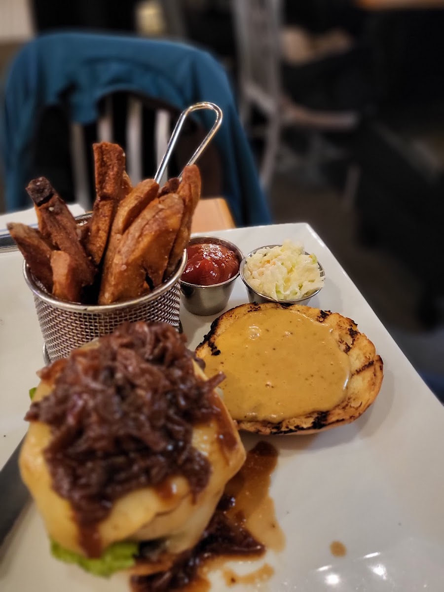 Dark Horse Restaurant-7