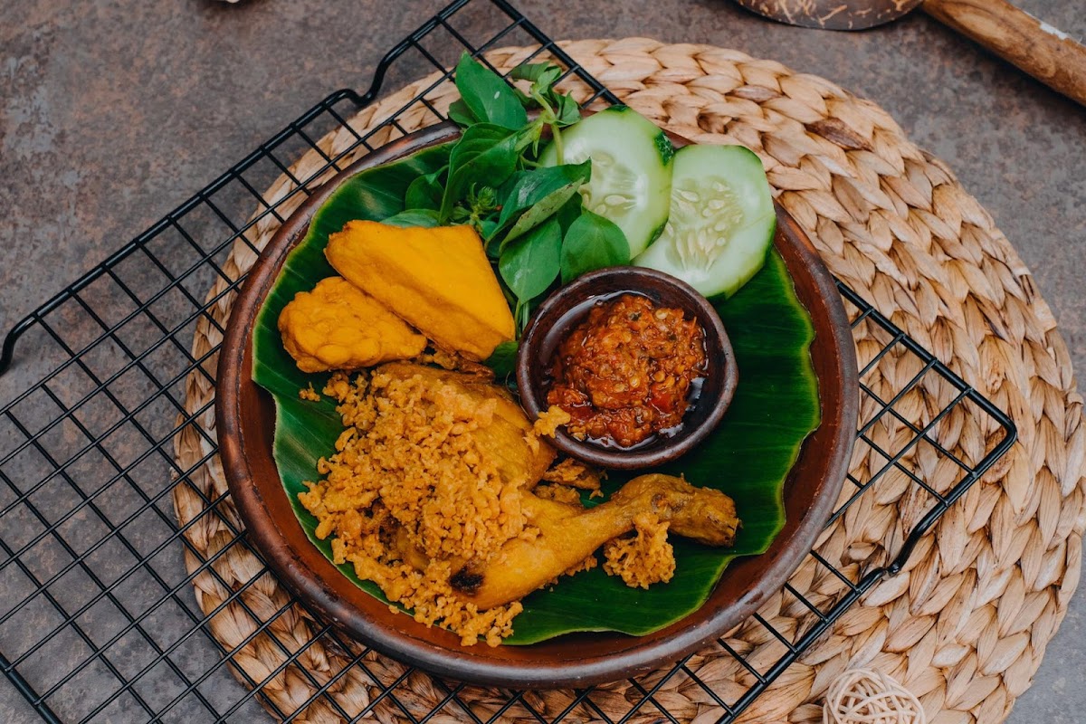 Daun Pisang Resto Grand Batam Mall-3