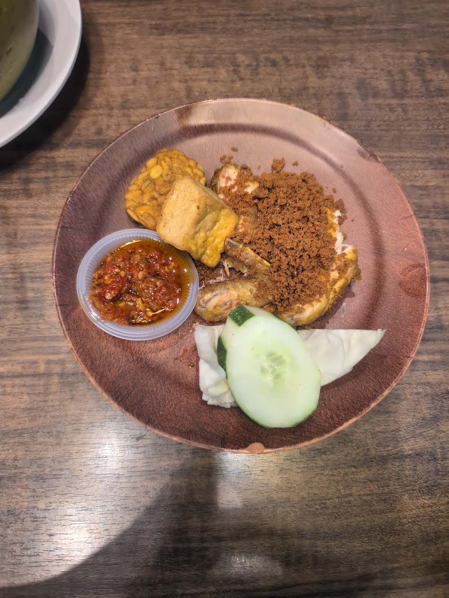 Daun Pisang Resto Grand Batam Mall-8