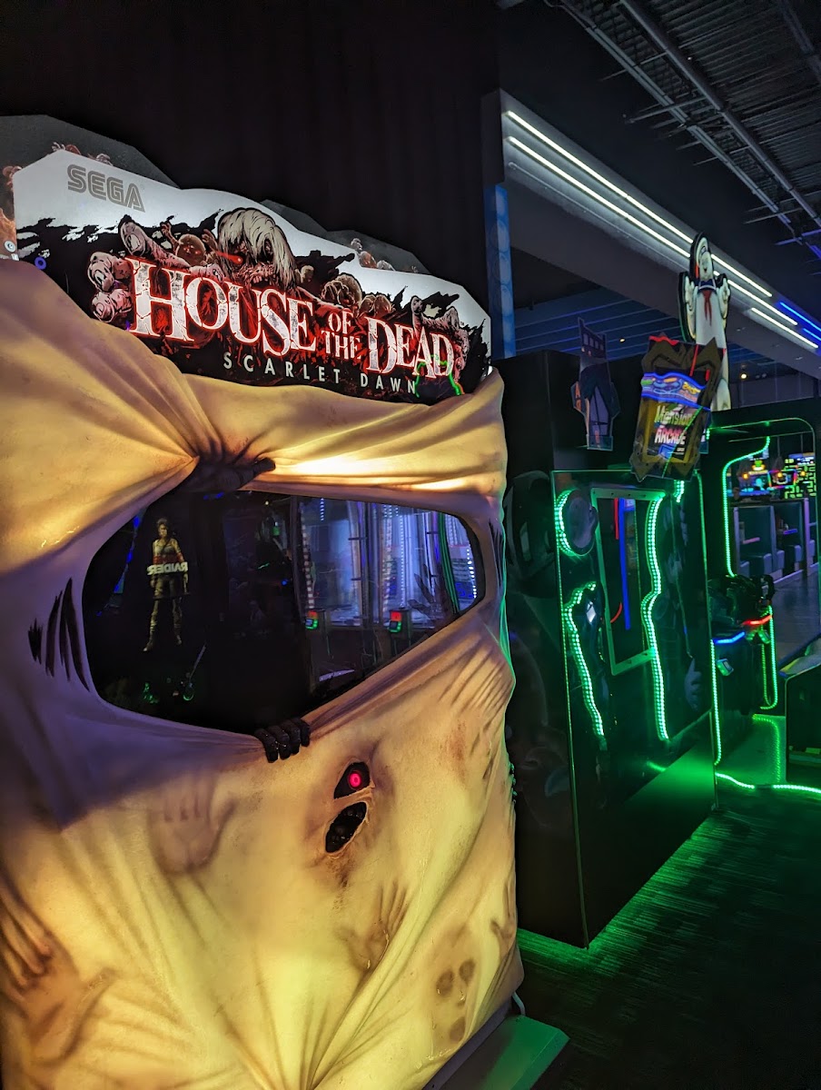 Dave & Buster's Cary-6