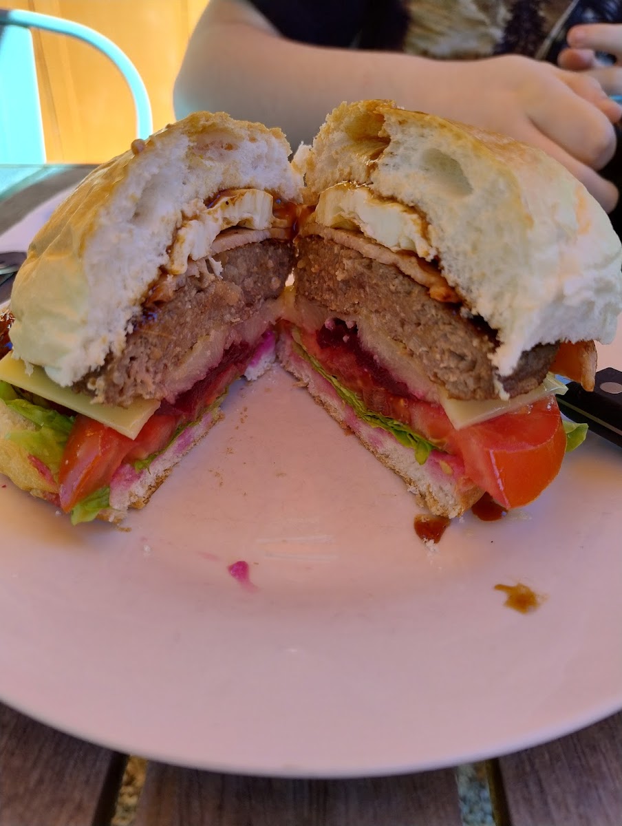 De Dutch Cafe-3