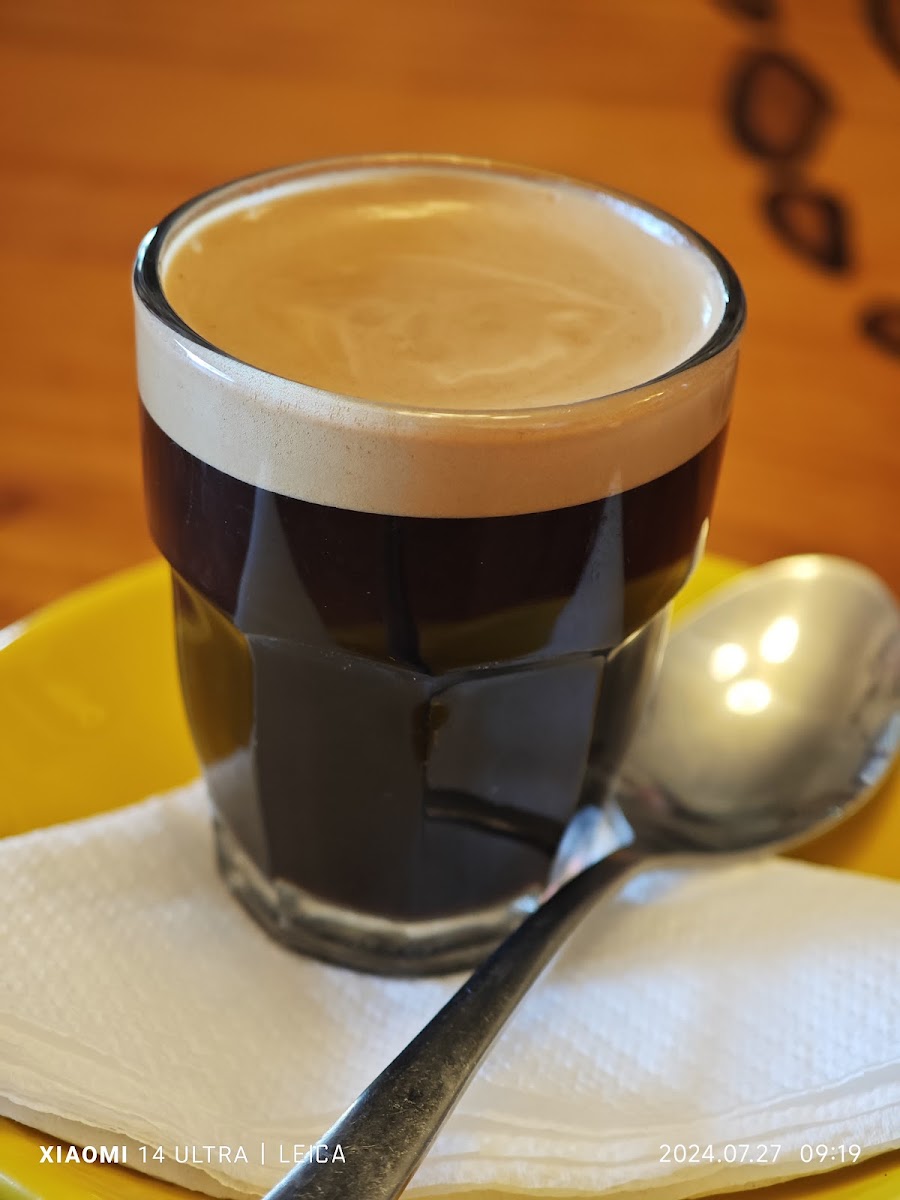 De Dutch Cafe-7