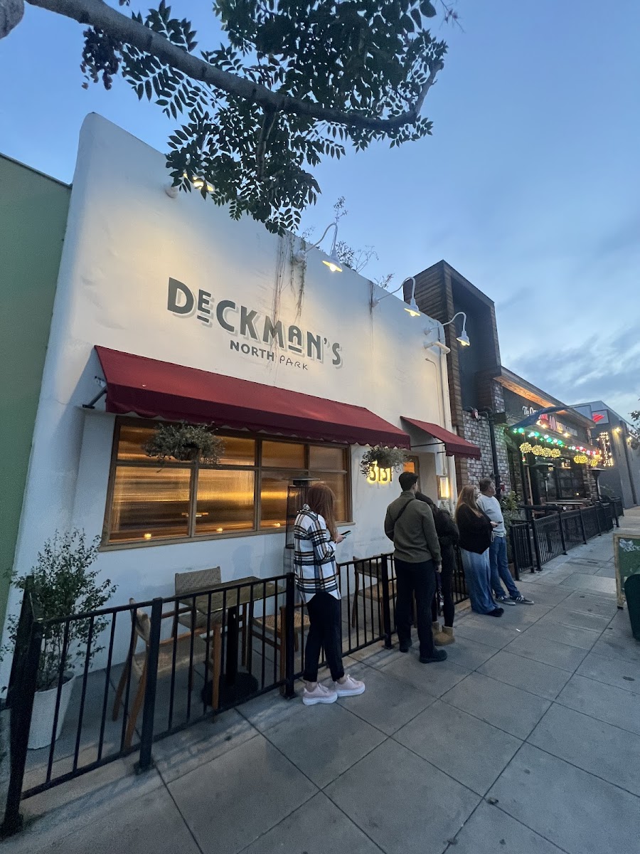 Deckman's North Park At 3131
