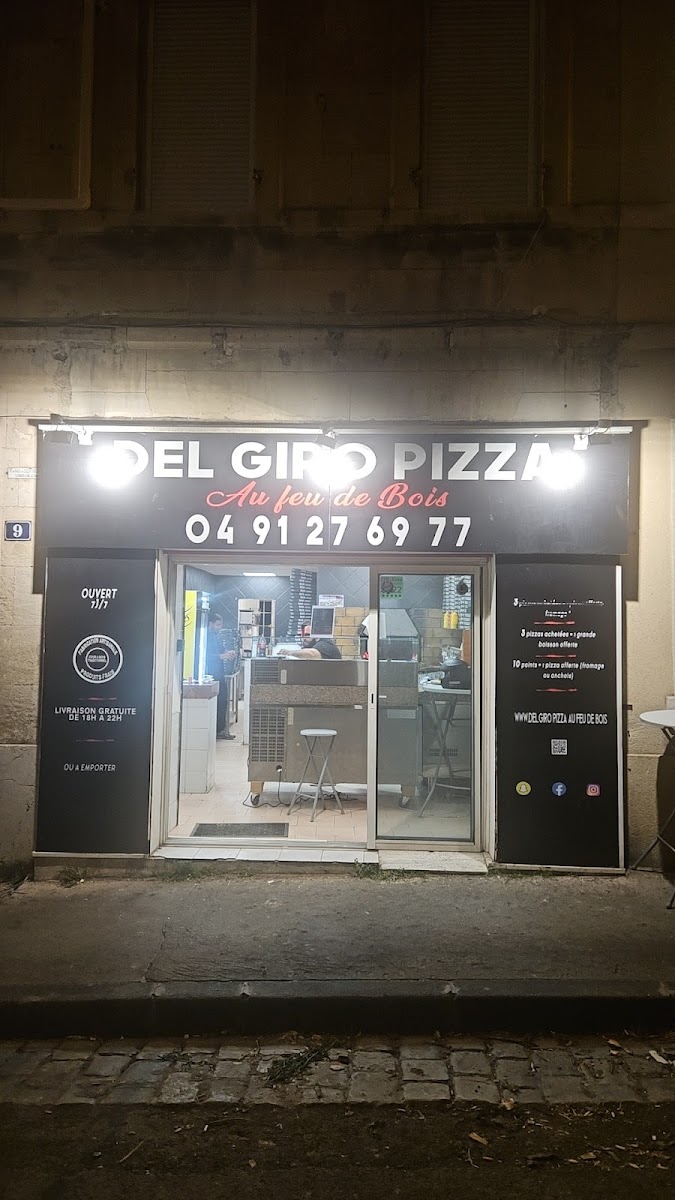 Del Giro Pizza Au Feu De Bois