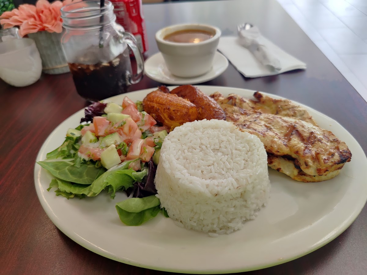 Delicias Colombianas Hyde Park-10