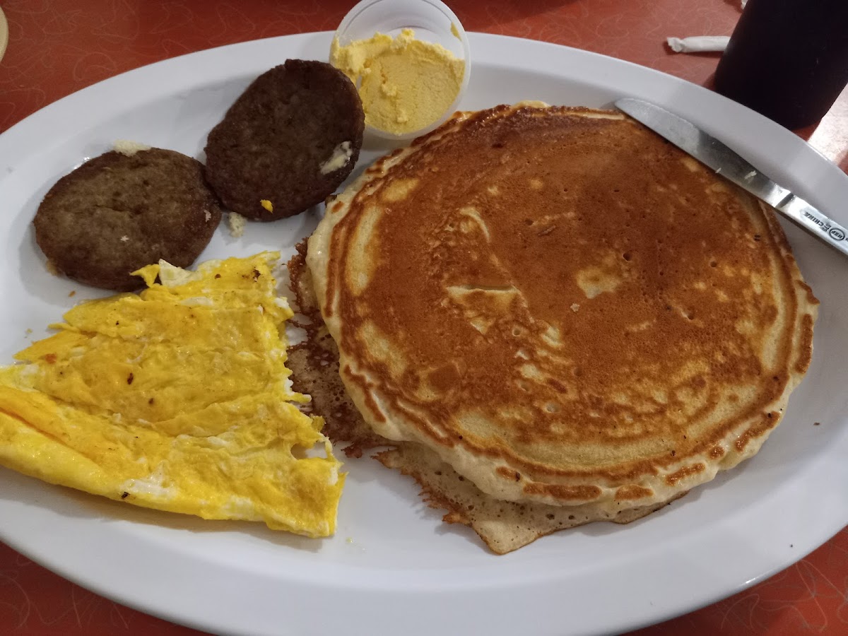 Deloris's Cafe-10
