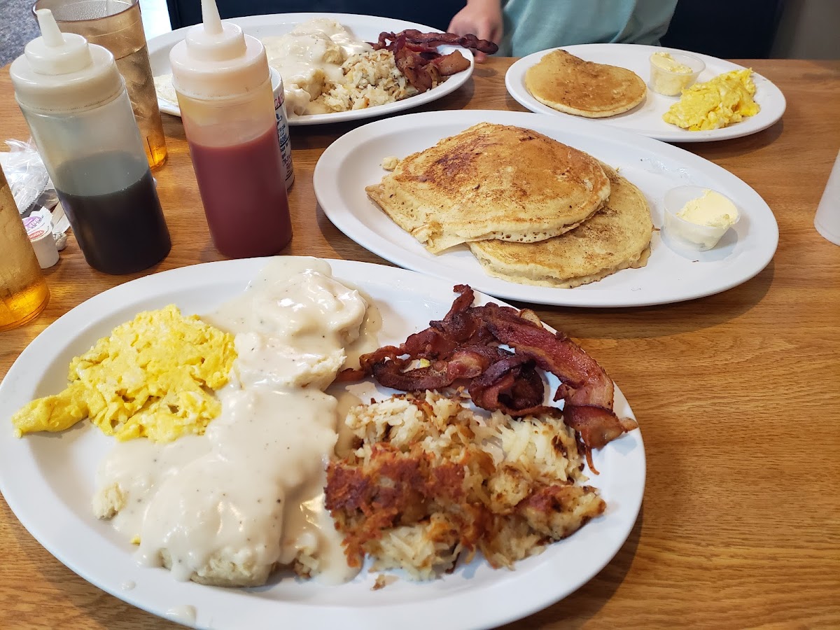 Deloris's Cafe-5
