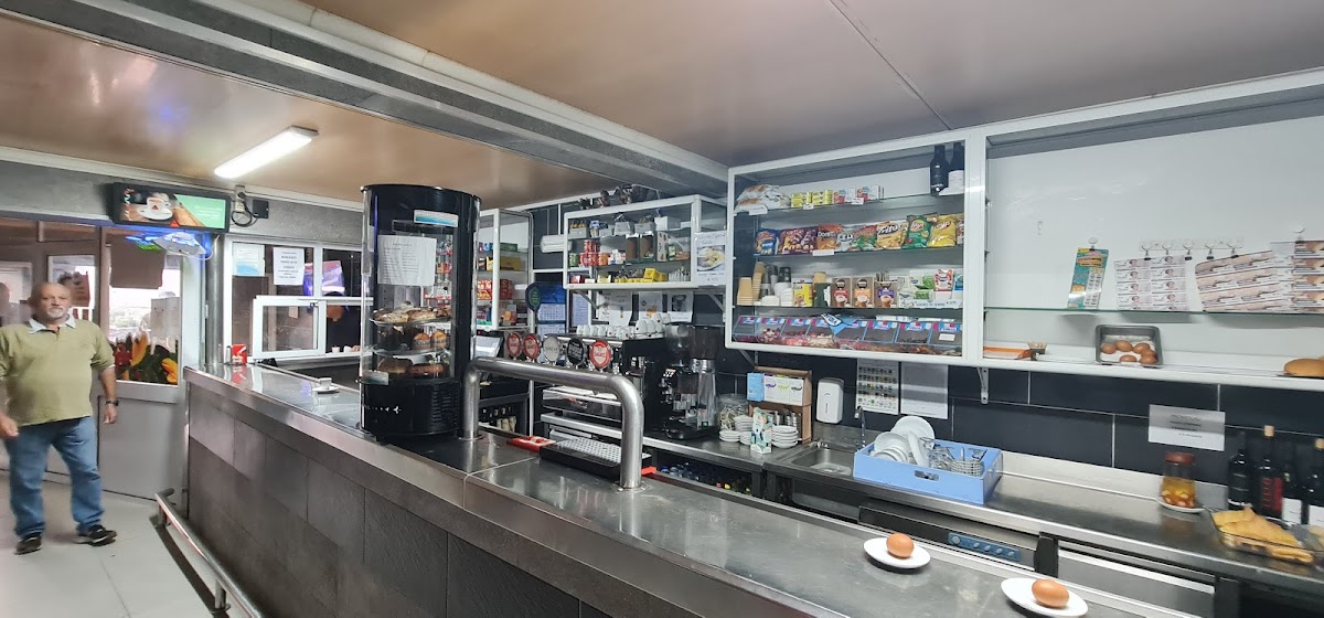 Delta Stop 1 Café