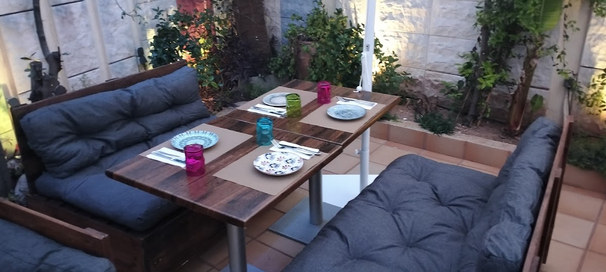 Desig Restaurant