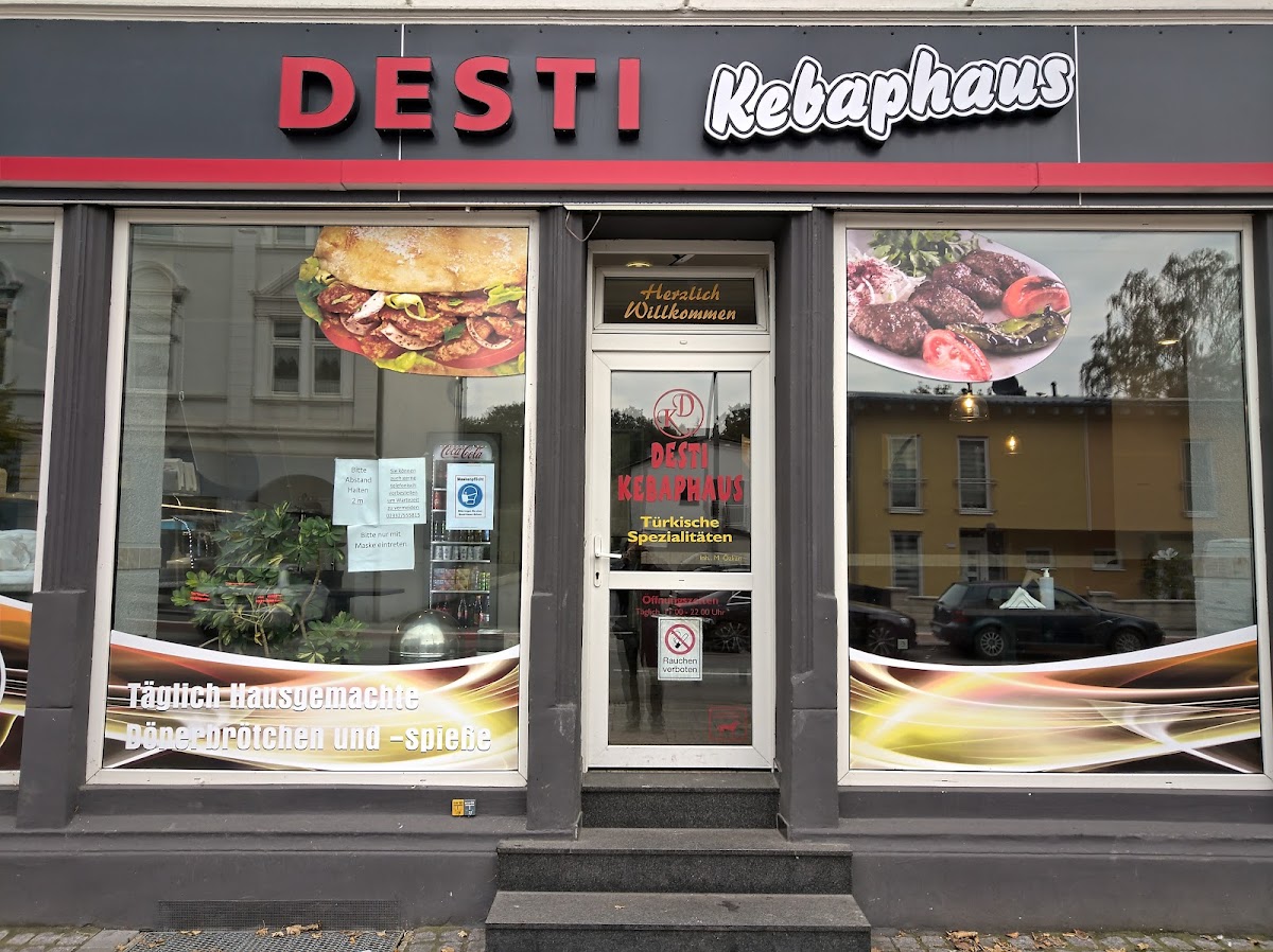 Desti Kebaphaus
