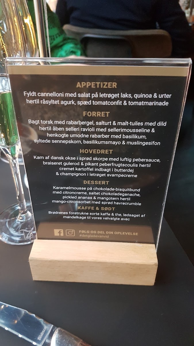 Menu Det Glade Vanvid Odense-4