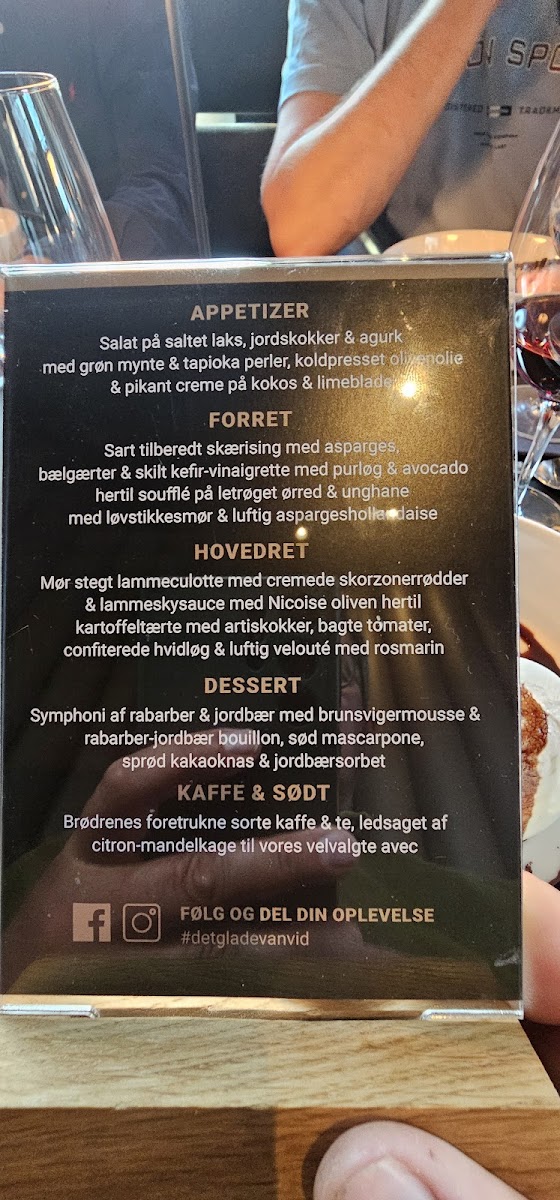 Menu Det Glade Vanvid Odense-9