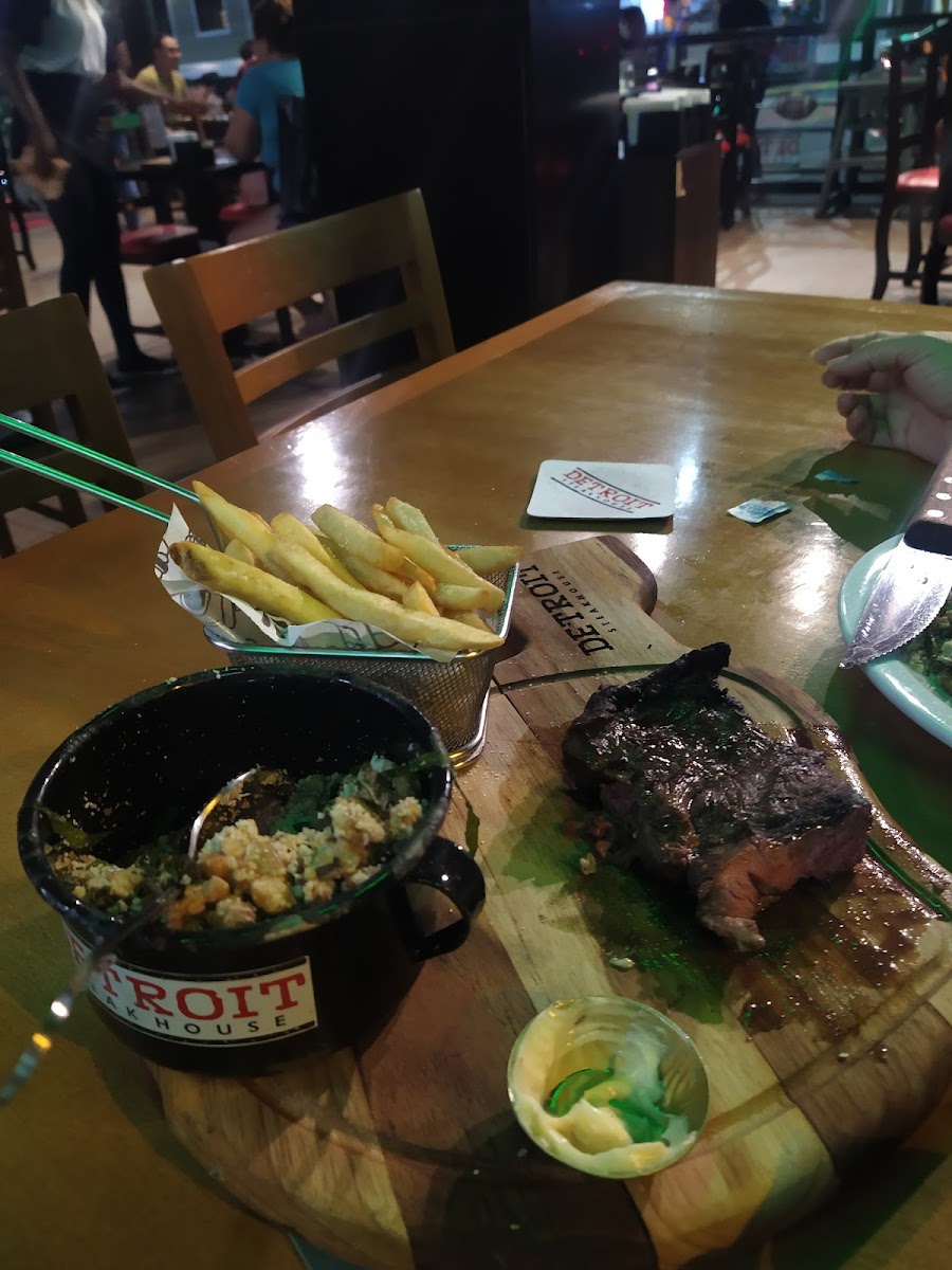 Detroit American Steakhouse-7