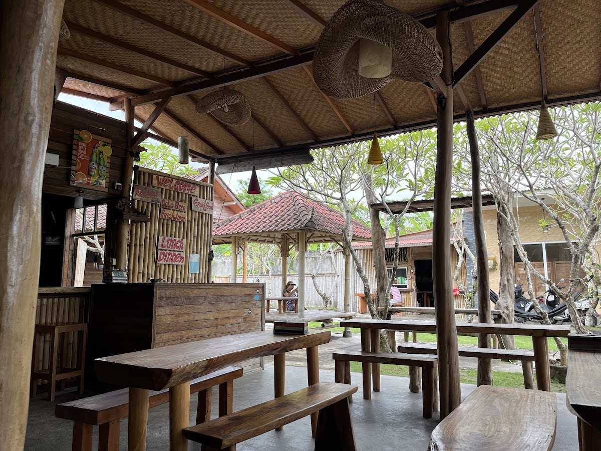 Dhipa Warung