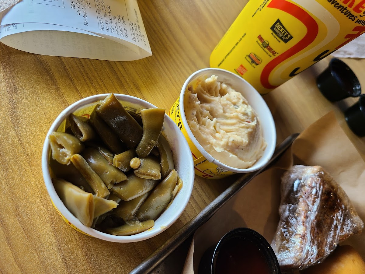 Dickey's Barbecue Pit - Palm Springs-10