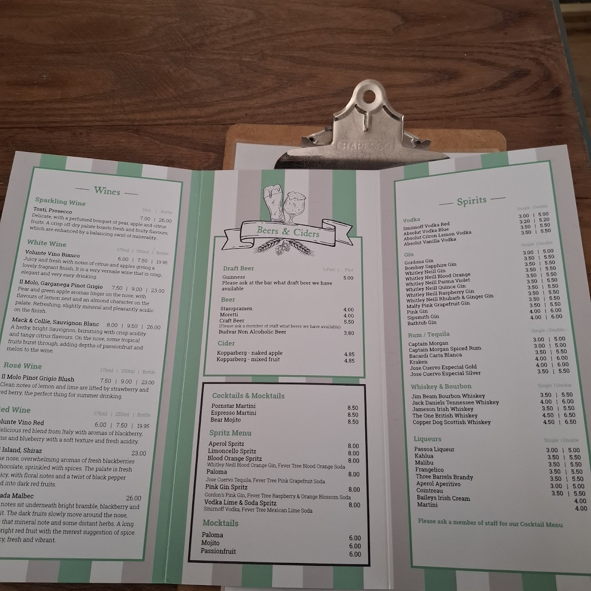 Menu Dil And The Bear At The Station-1