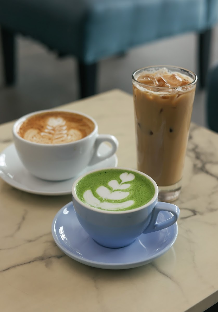 Dilly Dally Coffee Co.-2