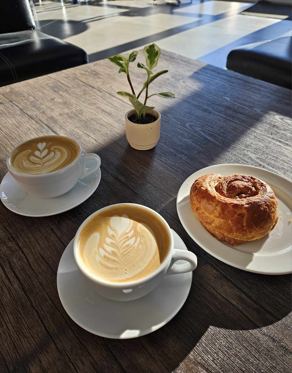 Dilly Dally Coffee Co.-9
