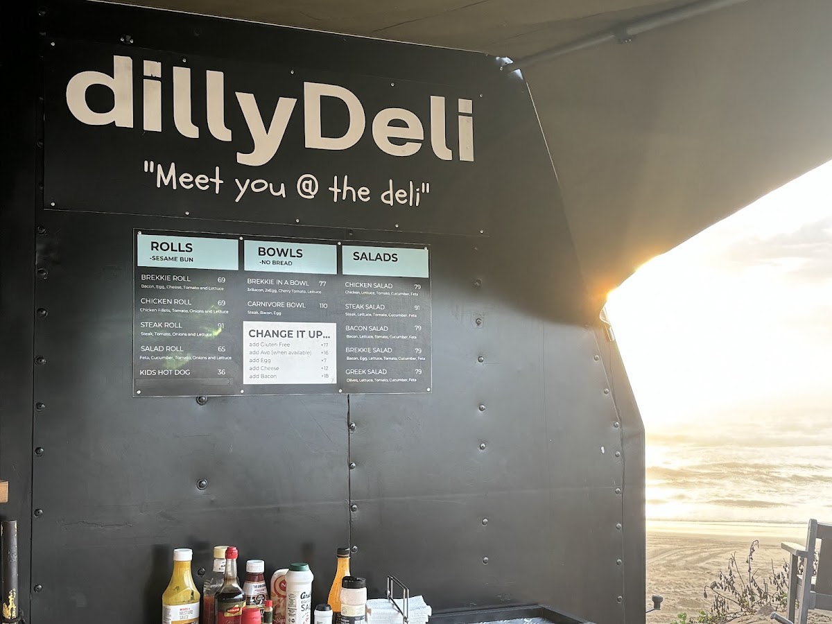 Menu Dilly Deli-10